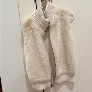 Gap kids Cream Faux Fur Vest with Ribbed Collar